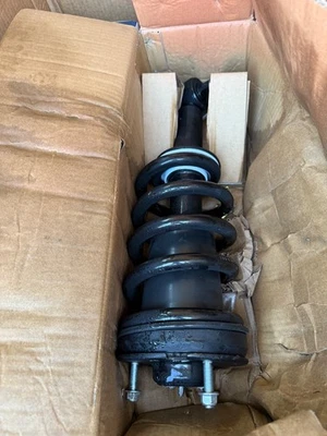 GMC Yukon XL 2018 2 montaje de puntal y kit de enlace de barra estabilizadora eje Detroit Foto 1 de 4