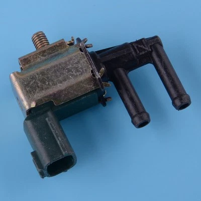 Vapor Canister Purge Solenoid Valve Fit For Nissan Altima Frontier Maxima Quest - image 1 of 4