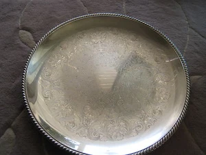 Vintage WM Rogers Versilbert 867 Serviertablett Runde Platte, 17 1/2" Durchmesser - Bild 1 von 7