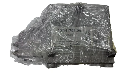 Sauer Danfoss PVG32 157N1793 157B6200 Basic module PVB32 157B5110  Pump Side Mod - Image 1 of 4