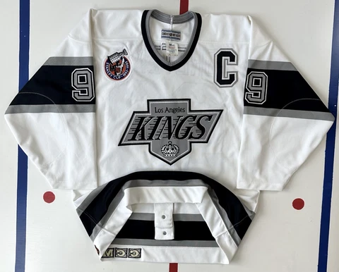 Wayne Gretzky LA Los Angeles Kings Authenric CCM Vintage NHL Hockey Jersey 1992 Cover