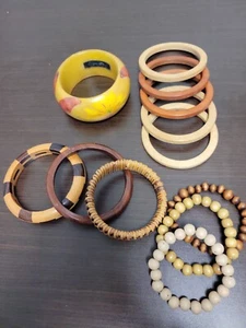 Vintage Chunky Thin Wooden Boho  Bangle Bracelet Lot of 12 Costume Jewelry Wood - Picture 1 of 15