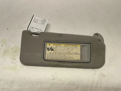 Lexus IS250C IS350C 2010-2015 lado del pasajero delantero parasol con espejo retrovisor OEM Foto 1 de 4