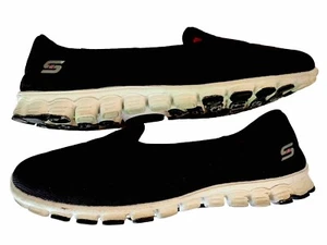 Zapatos negros Sketchers sin cordones de espuma viscoelástica para mujer talla 8, zapatos cómodos para caminar** - Imagen 1 de 11
