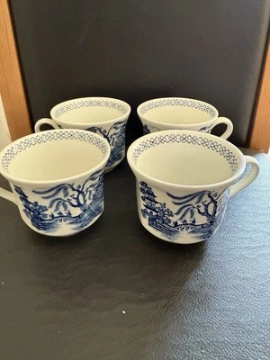 J & G Meakin Willow Tea Cups X 4 - Image 1 of 4