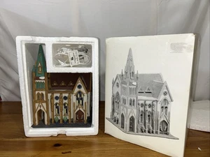 Dept 56 All Saints Corner Church Heritage Village Collection 5542-5 Retired 1990 - Picture 1 of 4