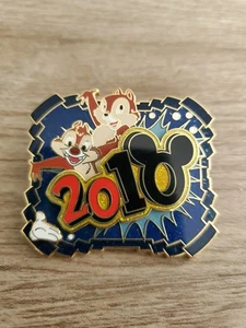 Disney Pin  White Glove Dated 2010 Chip and Dale Pin LE 750 - Picture 1 of 2