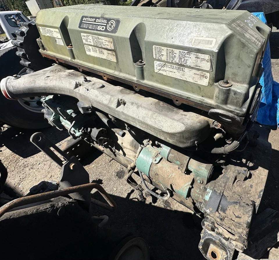 Long Block With Parts 2000 Detroit Diesel 12.7L 60 Series 470HP Diesel Engine - Image 1 of 4