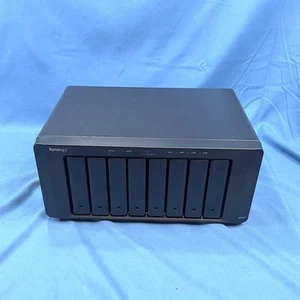Synology 8 Bay NAS DiskStation DS1817, 16 Go RAM, 4 To HDD x4, TESTÉ FONCTIONNEL - Photo 1/7