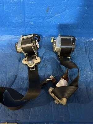 2012-2013-2014-2015-2016-2017 Nissan Juke Seatbelts ( LH & RH ) - Image 1 of 2