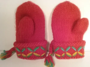 Hand Knitted 100% Wool Fabulous Red Vintage Mittens Adult Small w/ Tassels - Picture 1 of 1
