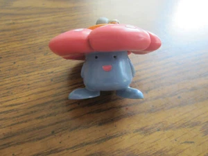 Vileplume Burger King Pokemon Kids Meal 1999 Toy Keychain, Used - Picture 1 of 5