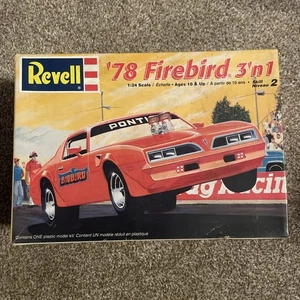 Revell 1978 Firebird 3-in-1 1:24 Scale Model Kit 85-2343 Open Box Complete - Picture 1 of 3