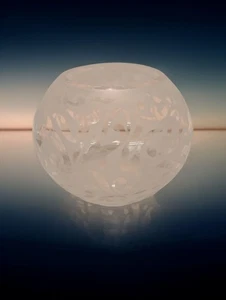 Round Glass Vase 5" Dia. signed by Michael Weems Unique Clear & Etched Pattern - Picture 1 of 11