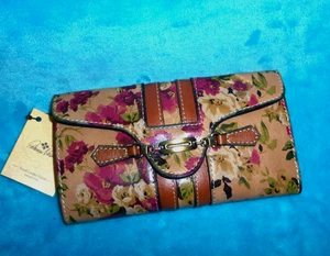 New W/ $119 Tag PATRICIA NASH Belluno Antique Rose Leather Wallet - Picture 1 of 17