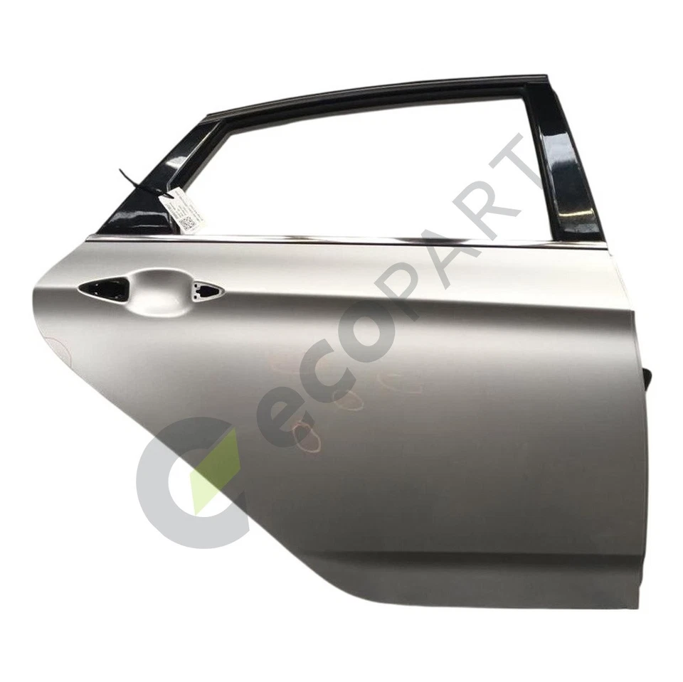 2015-2019 HYUNDAI I40 Right Rear Door 77004 3Z300 - Image 1 of 4