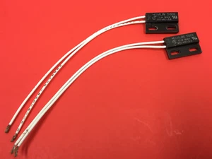 HAMLIN - 5801 - Proximity Sensor - LOT OF (2) - UNUSED - Picture 1 of 2