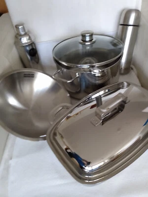 JUEGO DE COCINA Y FREÍR ACERO INOXIDABLE ¡NUEVO! Foto 1 de 4