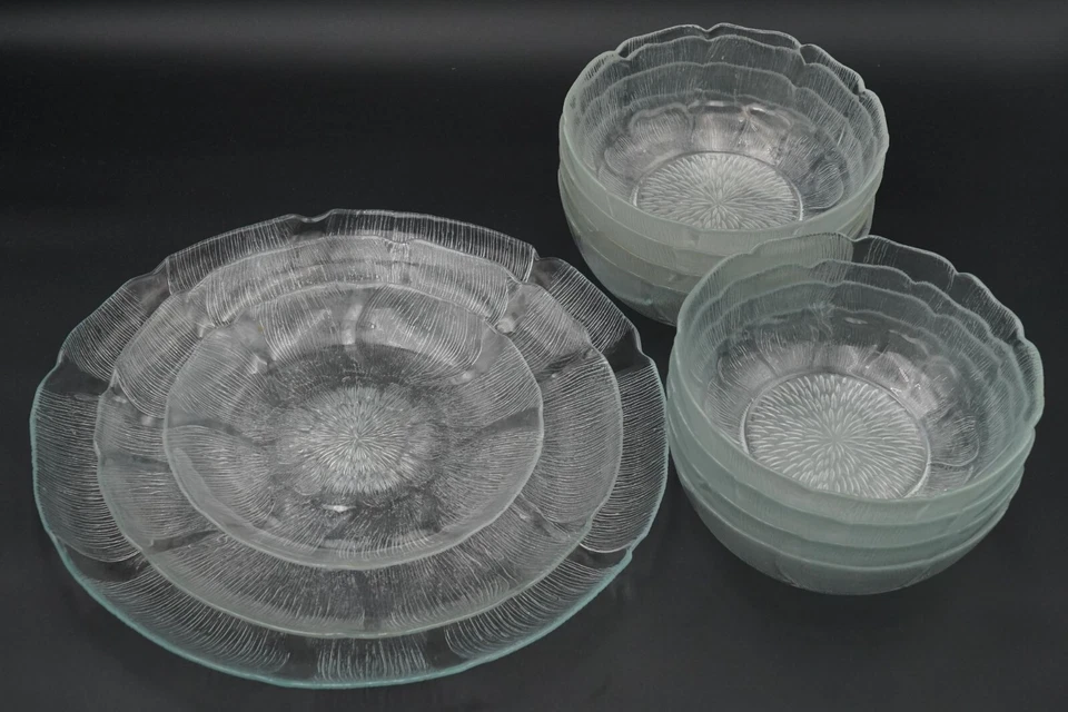 Arcoroc Fleur Raised Petal Leaves Glass Plates, Bowls *PICK* - Image 1 of 1