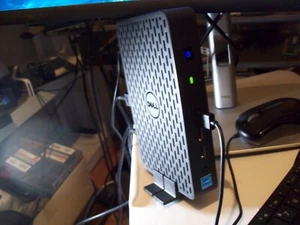 Dell Wyse 3030 LT N06D Thin Client 1.5GHz 2GB w/ Power Supply w/ Stand w/ ant.s - Picture 1 of 8