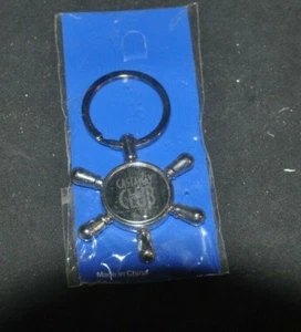 DISNEY--WALT DISNEY WORLD- CASTAWAY CLUB-KEYRING-NEW IN PACK - Picture 1 of 1