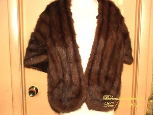 VINTAGE 1940's CHESTNUT BROWN FUR STOLE WRAP CAPE MUSKRAT MARMOT - Picture 1 of 11