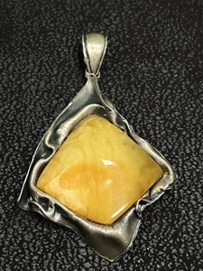 Vintage Large 4” Sterling Silver 925 Genuine Egg Yolk Amber Pendant 38grams - Picture 1 of 15