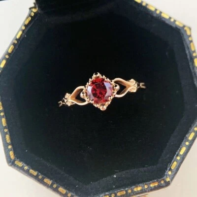 Anillo de compromiso único granate propuesta corte redondo delicado anillo de declaración nupcial Foto 1 de 4