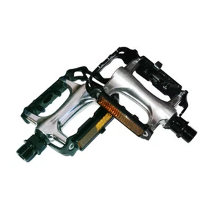 Nuevos VP Components VP-196 Pedales CNC Mountain Road Touring con reflector de 9/16" - Imagen 1 de 3