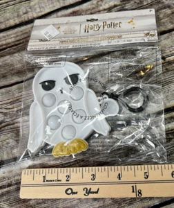 Harry Potter Wizarding World Hedwig Popper Fidget Keychain NEW - Afbeelding 1 van 3