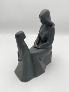 Royal Doulton Mother & Daughter Matte Black Figure Group / Statue HN2843 - Picture 1 of 7