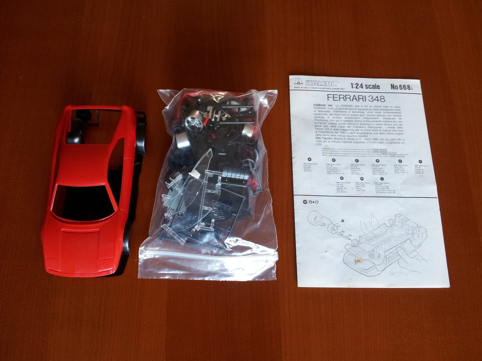 Italeri N. 668 Ferrari 348 Modellino Collezione 1/24 Die Cast Senza Scatolo - Immagine 1 di 1