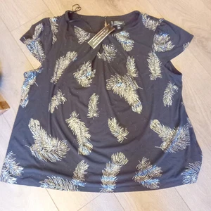 Dorothy Perkins DP Curve Collection Evening Top UK 28 Silver Feather BNWT - Picture 1 of 5