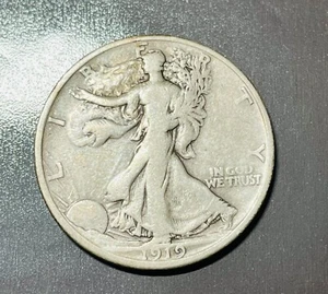 1919 S. Walking Liberty half dollar - Picture 1 of 2
