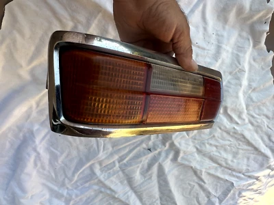 Mercedes Benz 300SEL 1970 W108 RH conjunto de luz trasera derecha 108 826 0851 OEM Foto 1 de 4