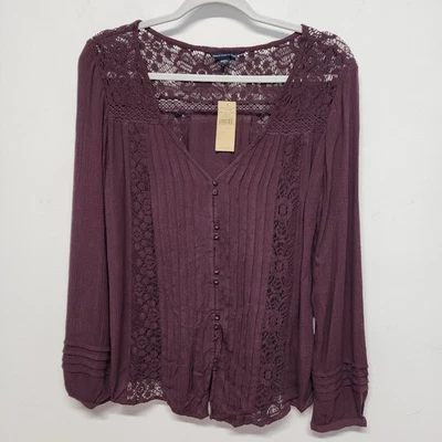 Blusa American Eagle crochê renda tamanho P roxo escuro semi transparente caprichoso - Imagem 1 de 4