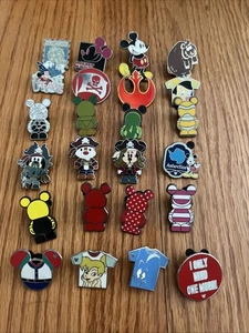 Lotto 24 spille Disney Trading no doppioni pulite scambiabili comuni/non comuni - Foto 1 di 7