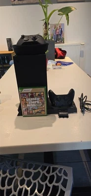 Microsoft Xbox Series X 1 To Console - Noir - Photo 1/2