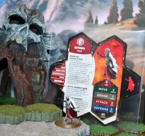 Heroscape : Estivara Champions of Forgotten Realms (1 Figure & 1 Battle Card) - Picture 1 of 1
