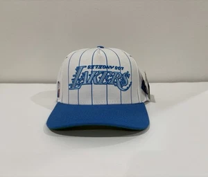 Sombrero a rayas azules KTH Kill The Hype LA Lakers, Los Angeles Lakers, RARO, ¡NUEVO CON ETIQUETAS! - Imagen 1 de 6