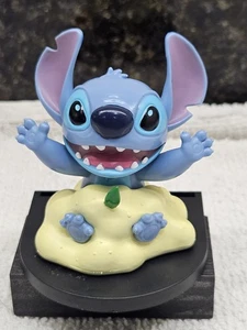 Culturefly Smols Scenes Disney, Stitch In Sand Figure Only - Picture 1 of 8