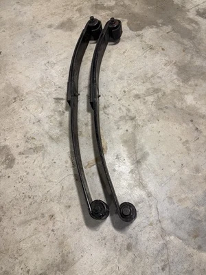 Muelle de hoja frontal parabólico 46-1486 A1616100000 Freightliner Sterling Foto 1 de 4