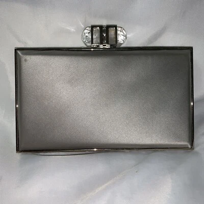 Pre-amado Judith Leiber borde biselado caja embrague suave paloma gris satinado semiprecioso Foto 1 de 4