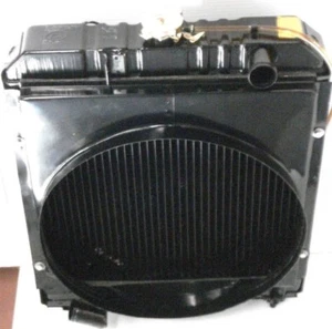 Kühler Ersatz für AgTrac 3814 Traktor 404B13.0132 NEU b - Bild 1 von 7