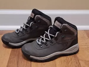 Columbia Newton Ridge OmniGrip Waterproof Hiking Boot Sz 6 Women's BL3783-052 - Picture 1 of 9