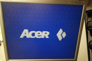 ACER V80M 98118-1M ATX Slot 1 Motherboard AGP PCI SD audio working - Afbeelding 1 van 13