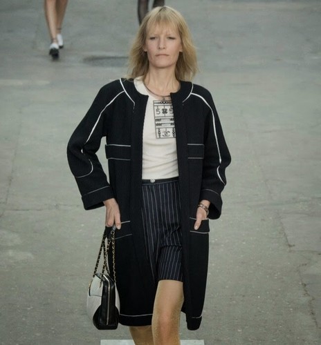 GIACCA CAPPOTTO CHANEL 15S NUOVA CON ETICHETTE $5.550 2015 TWEED BLU FR 36 38 NUOVO LOGO CC