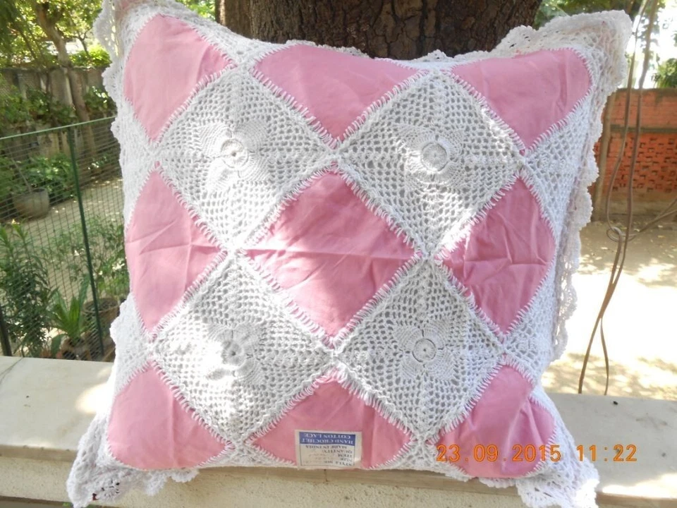 Handmade LINEN LACE CUSHION COVER WHITE and Pink  COLORED SIZE 16 in x 16 in - Image 1 of 1