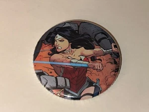 2.25" DC WONDER WOMAN BADGE MADE FROM REAL COMIC LAPEL BUTTON PIN PINBACK [P517] - Picture 1 of 2
