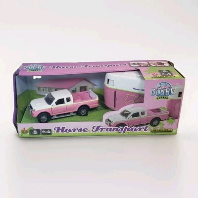 Значок набор игрушечный автомобиль и прицеп для лошади Van Manen Kids Globe Traffic Mitsubishi 520124 - Изображение 1 из 4